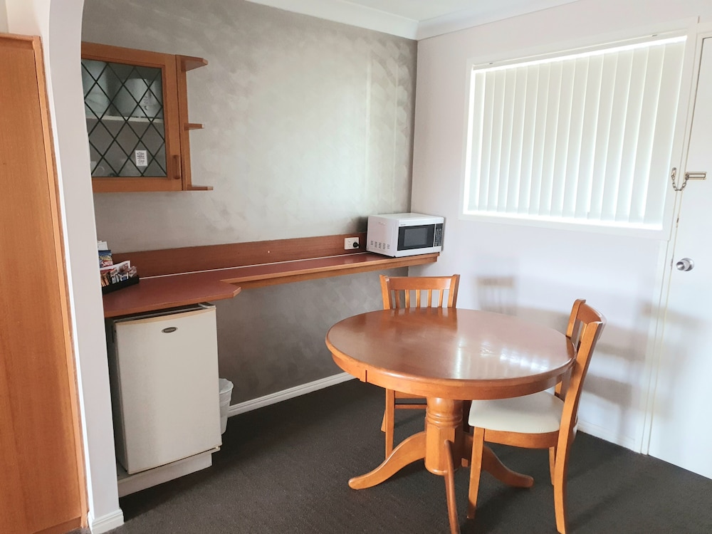 Mcnevin S Maryborough Motel 57/69