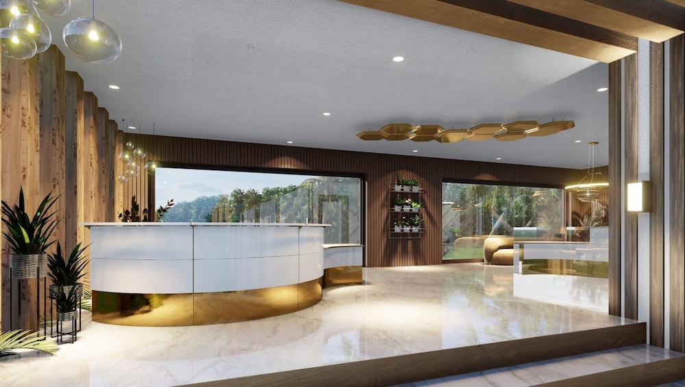 Alia Luxury Suites and Spa 8/169