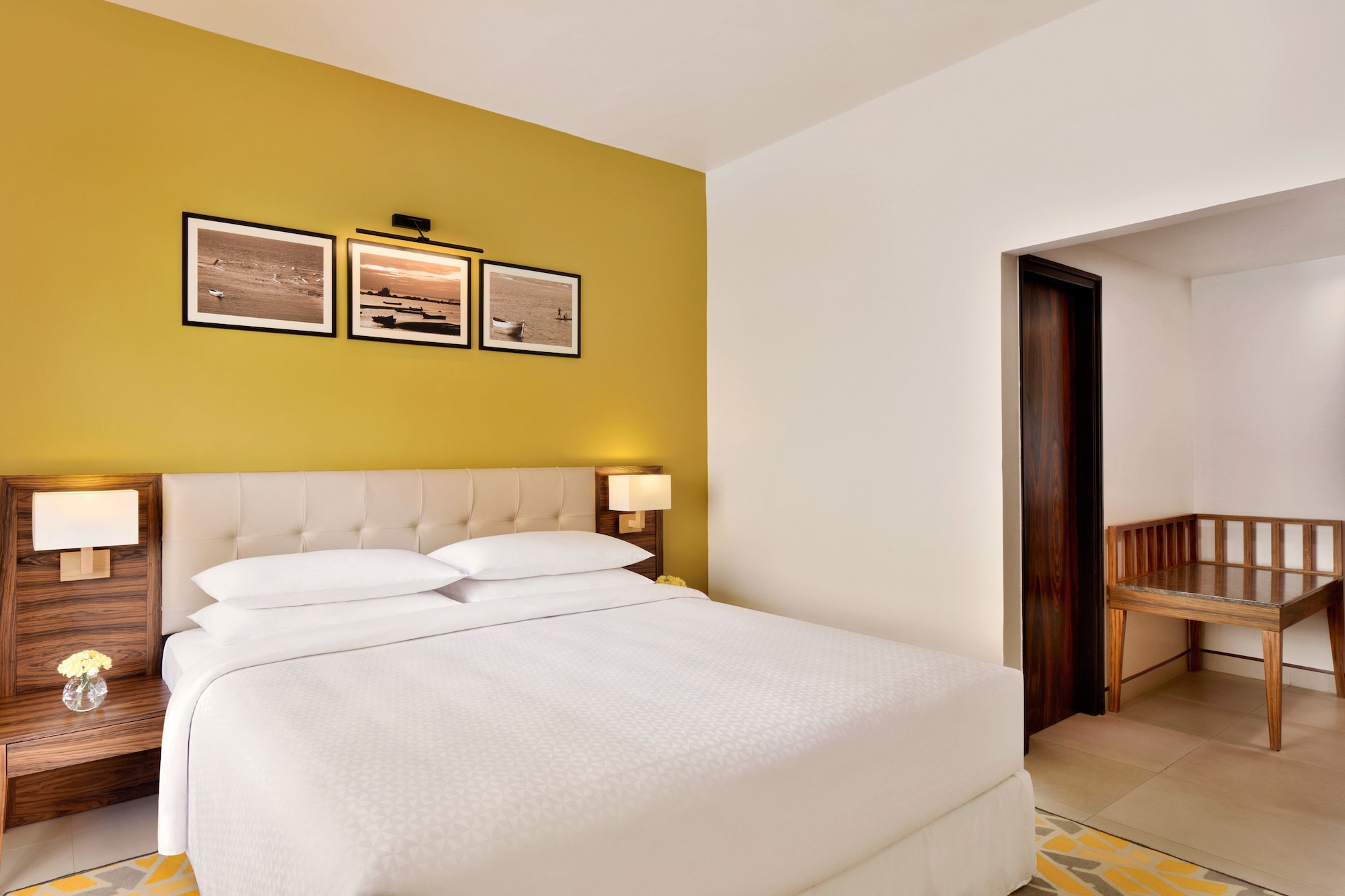 VILLA, KING BED, BALCONY