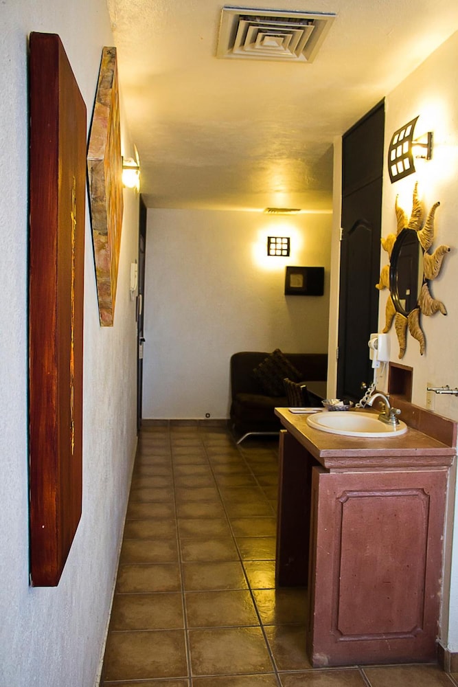 SUITES SOFIA 25/74