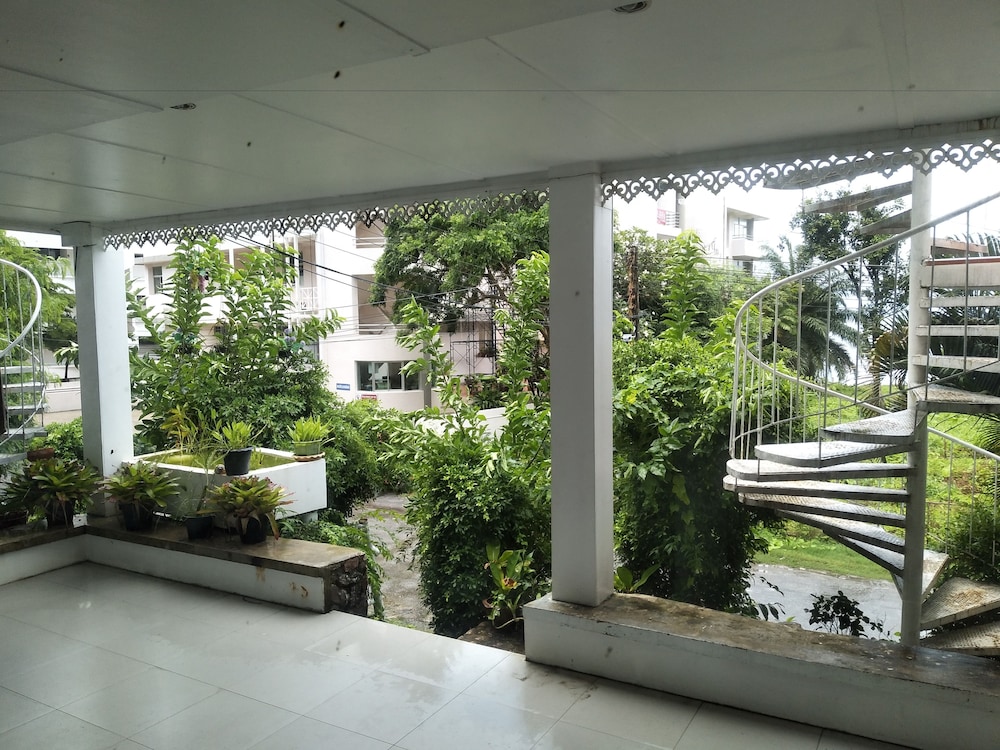 White House Mountian Beach Resort 22/22