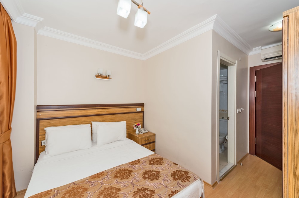 May Hotel Istanbul 21/44