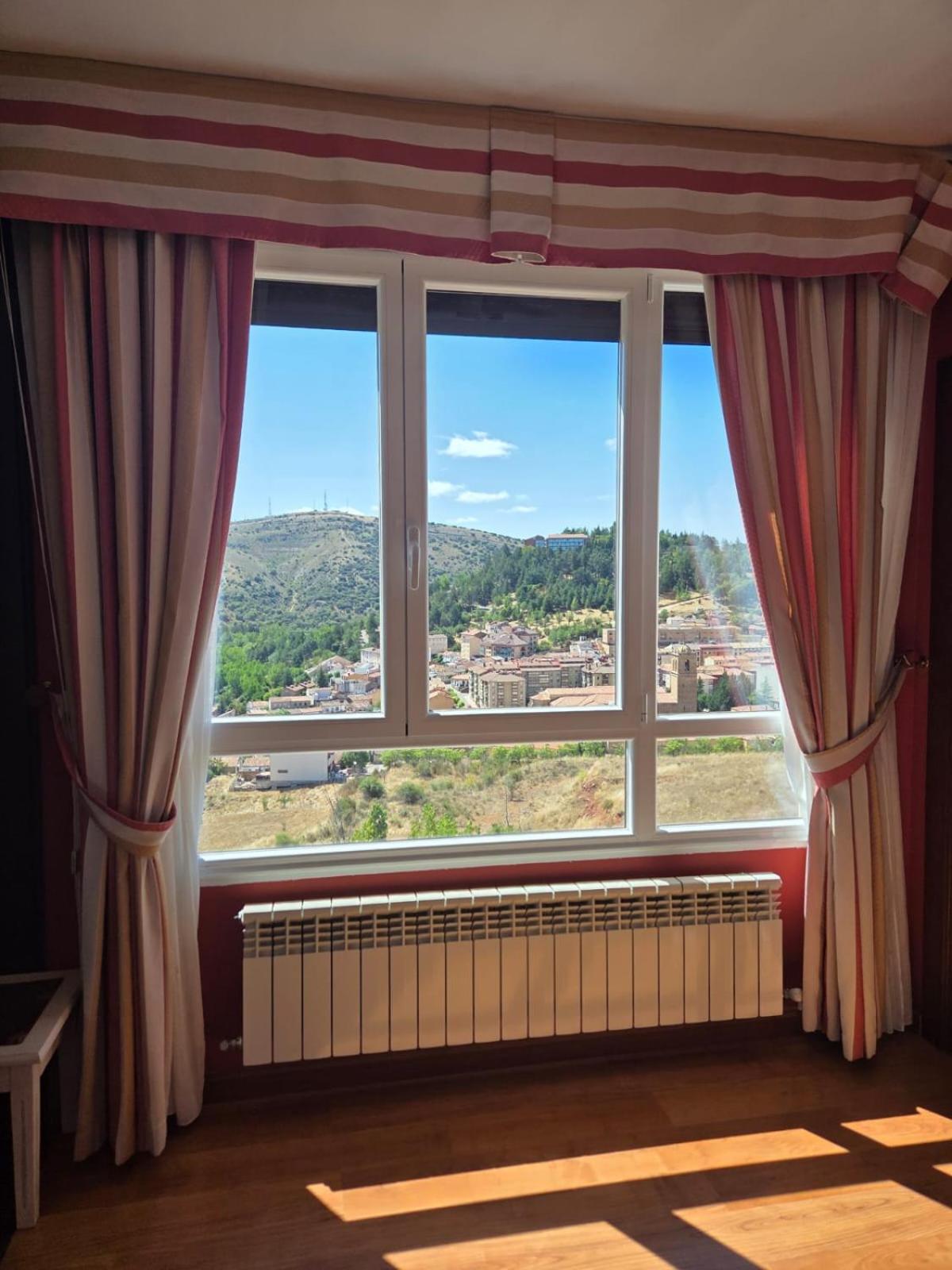 Hotel Leonor Miron 28/55