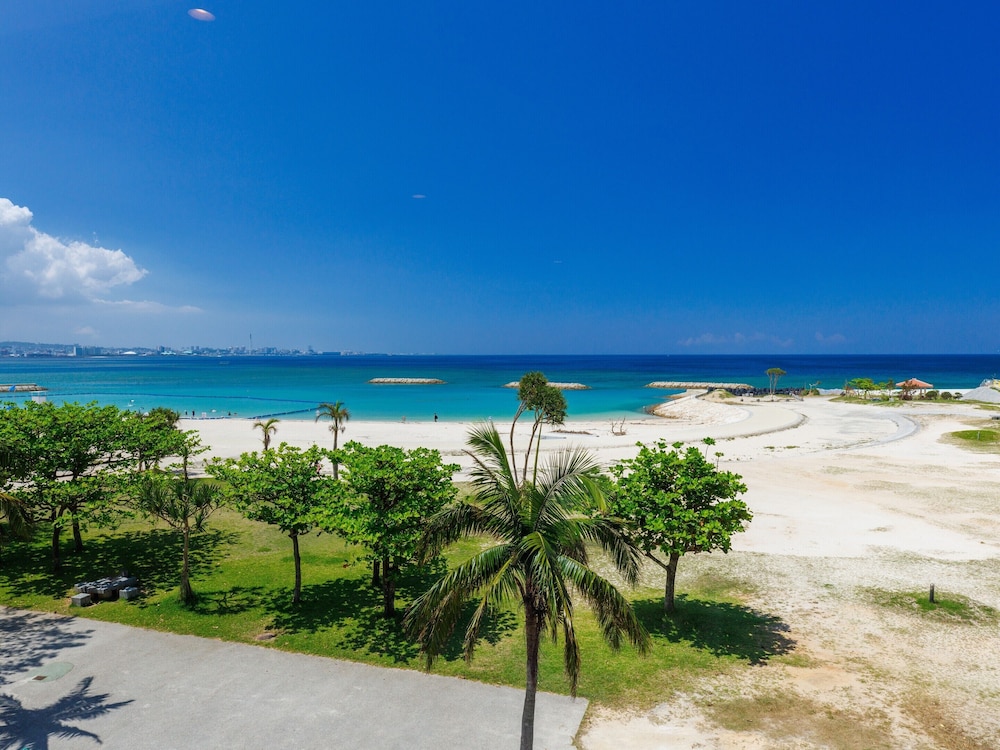 Sunset Beach Hotel 50/55