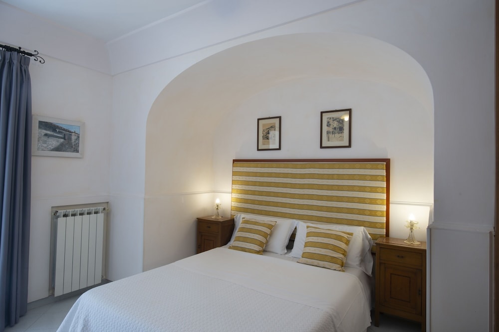 STANDARD, DOUBLE BED