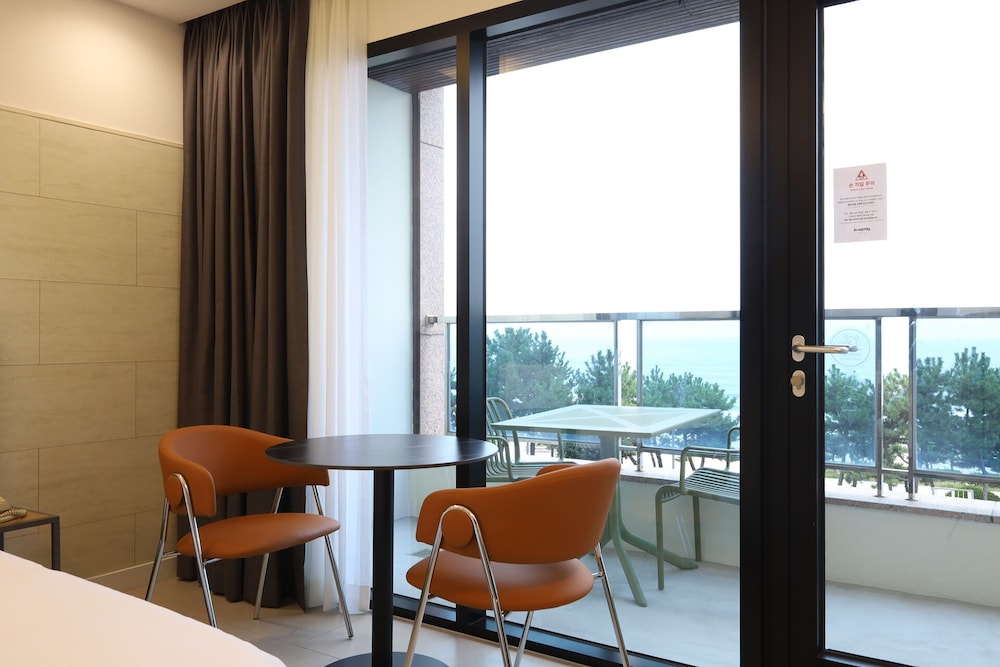 Songjeong Olla Hotel 36/50