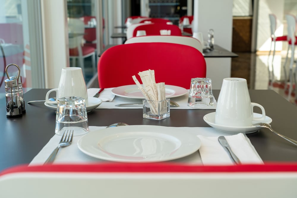 Nash Pratik Hotel 21/26