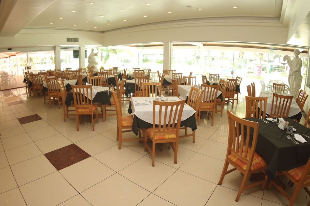 Hotel Atlantico Buzios Convention and Resort 48/64