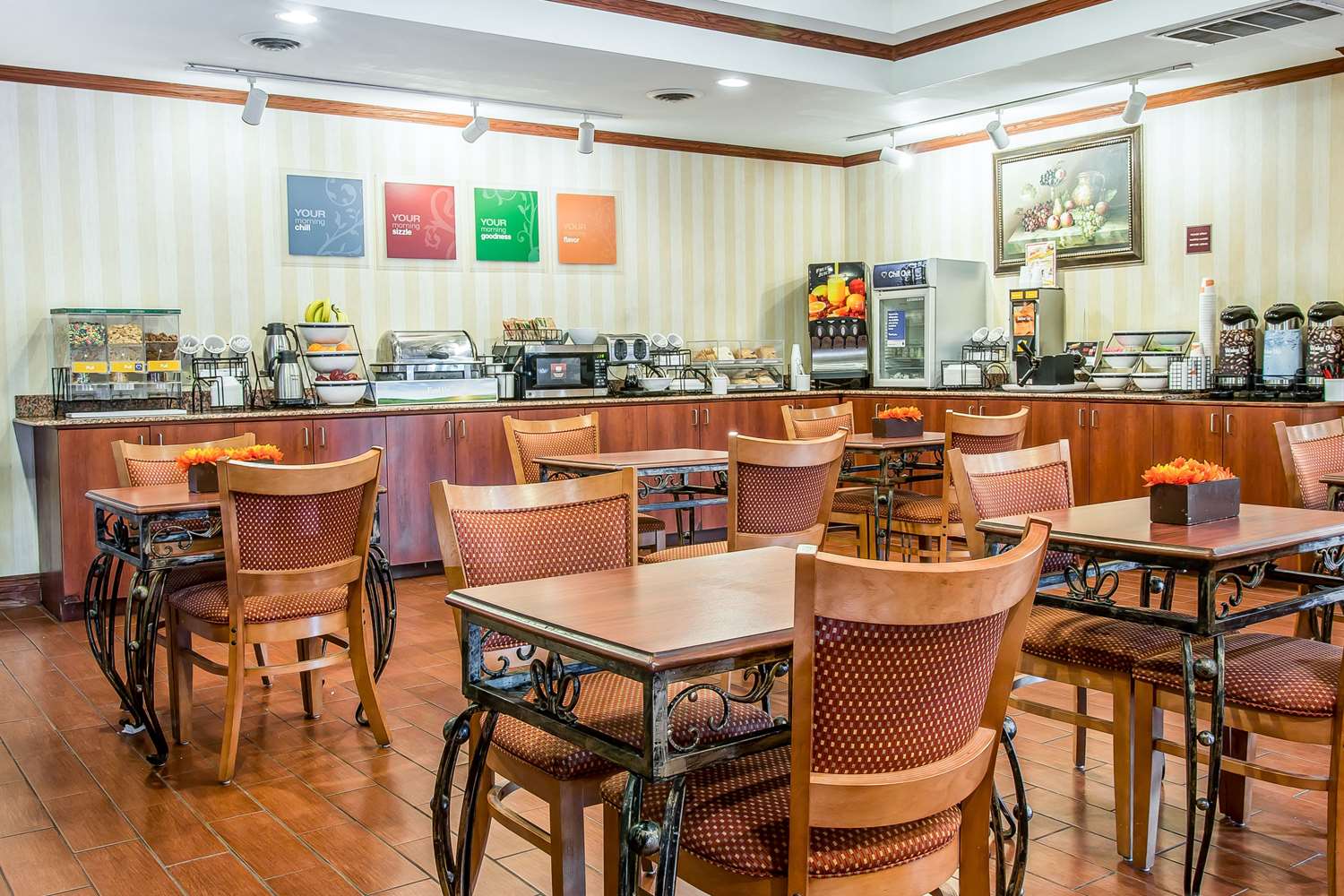 Quality Inn & Suites Ann Arbor Hwy 23 24/27