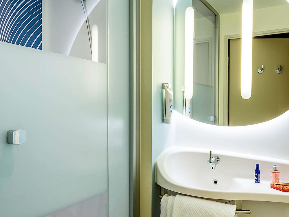 Ibis Budget Saint Quentin En Yvelines Velodrome 58/58
