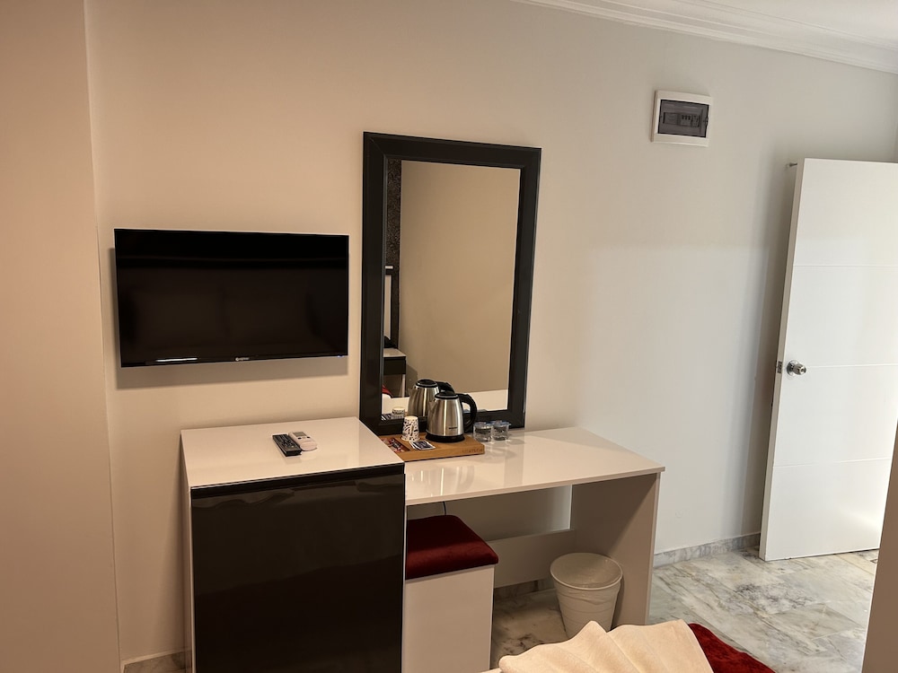 MELIS OTEL 28/40