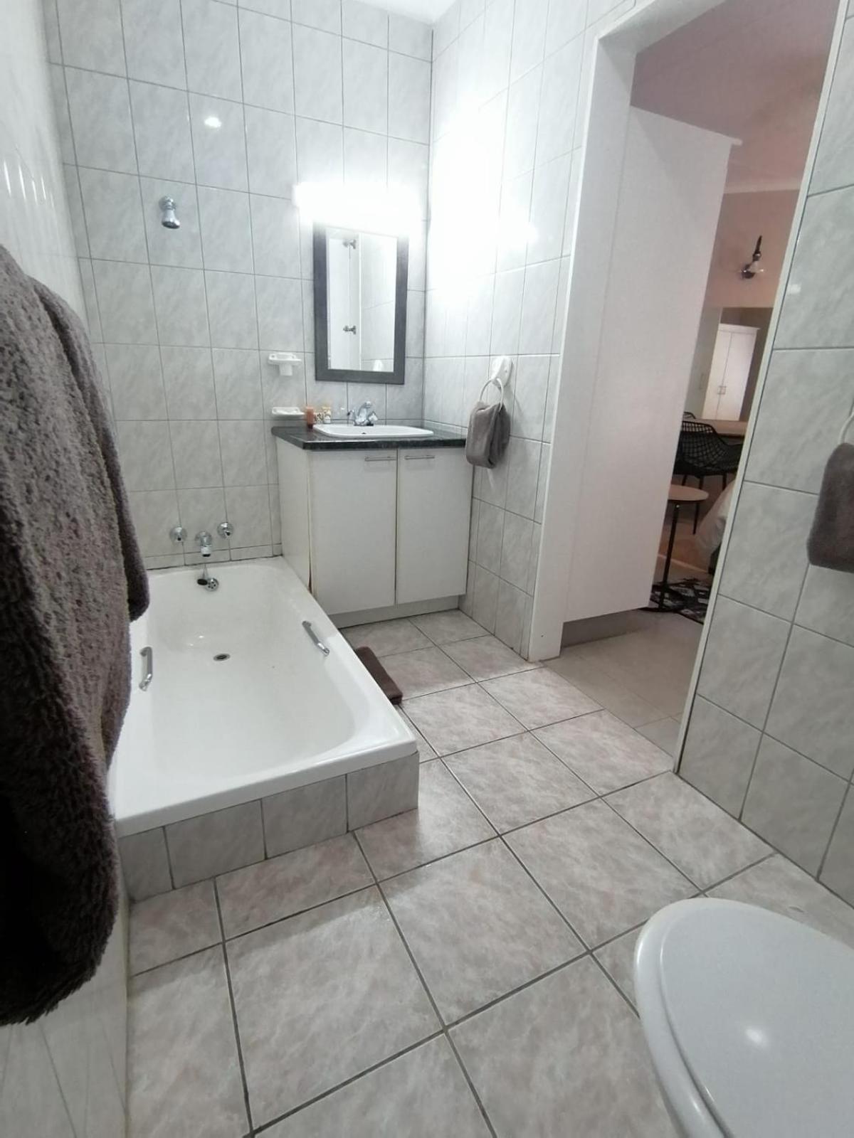 Holiday Home, Luxury، Shingalana Guest House 6/6