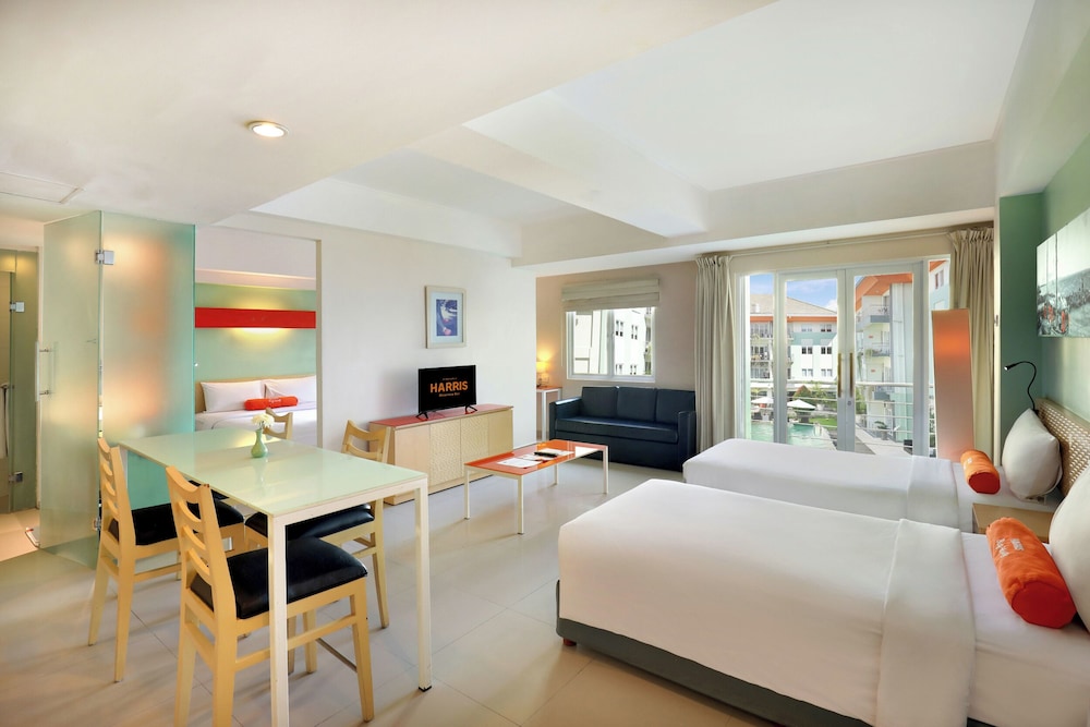 Harris, Family, Double and Twin Beds، HARRIS Hotel & Residence Riverview Kuta - Bali 4/6