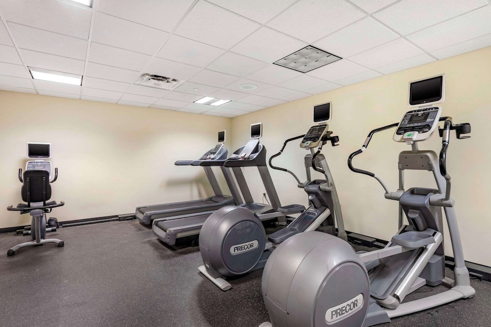 Three Bears Waterpark Resort Near Tomah, an Ascend Collection Hotel 26/50
