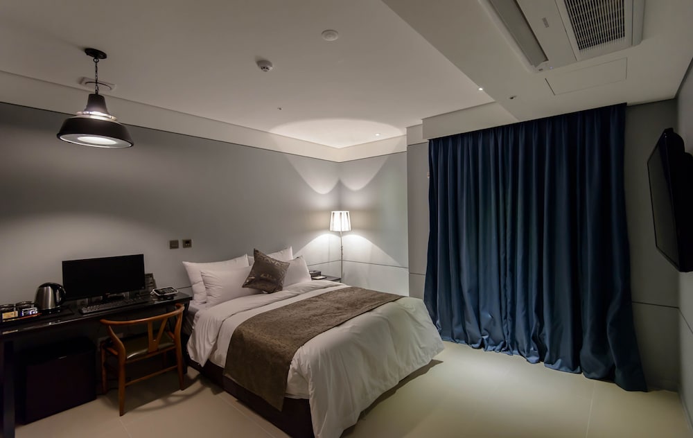 JB Design Hotel 32/77