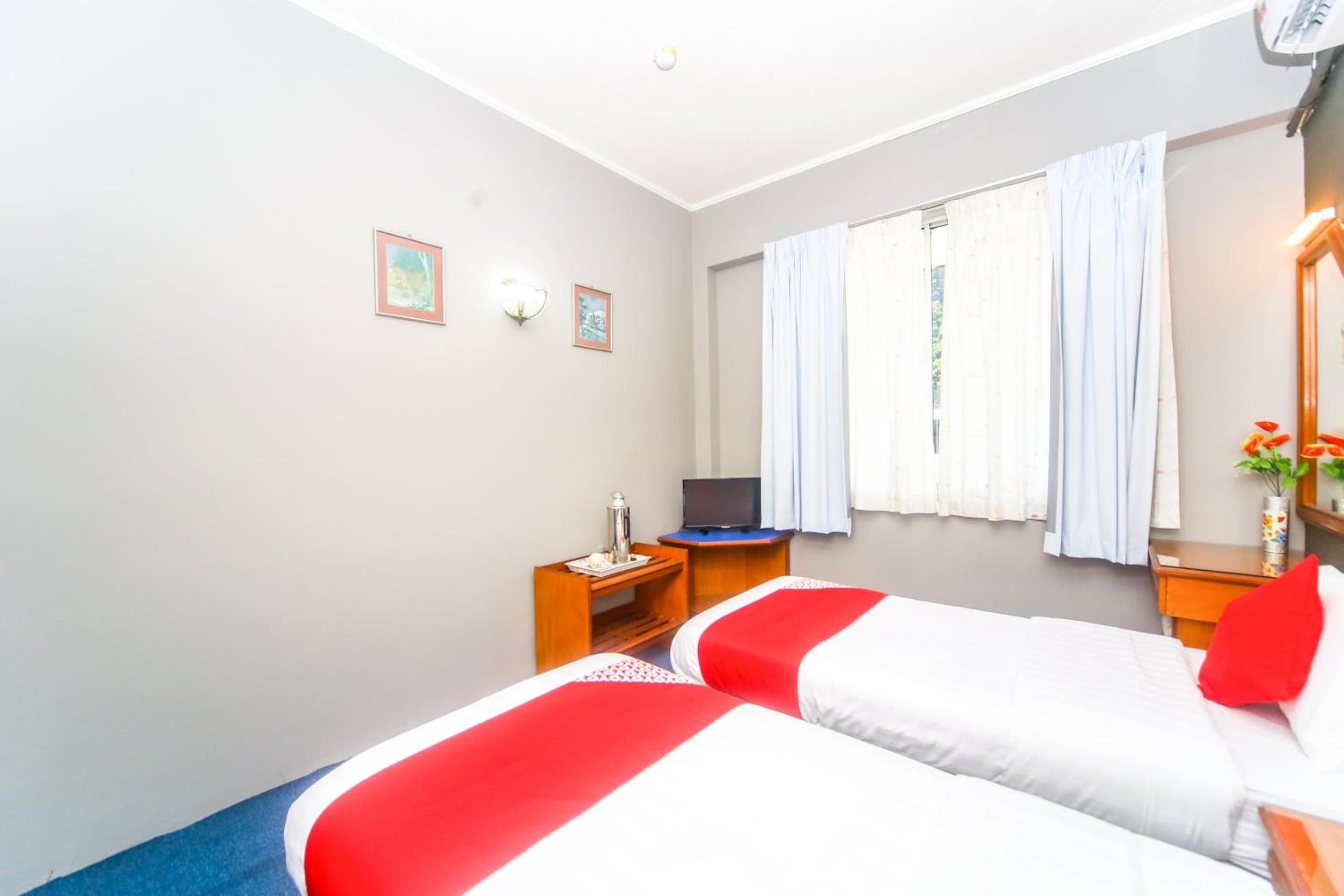 Oyo 1026 Hotel Lutana 20/39