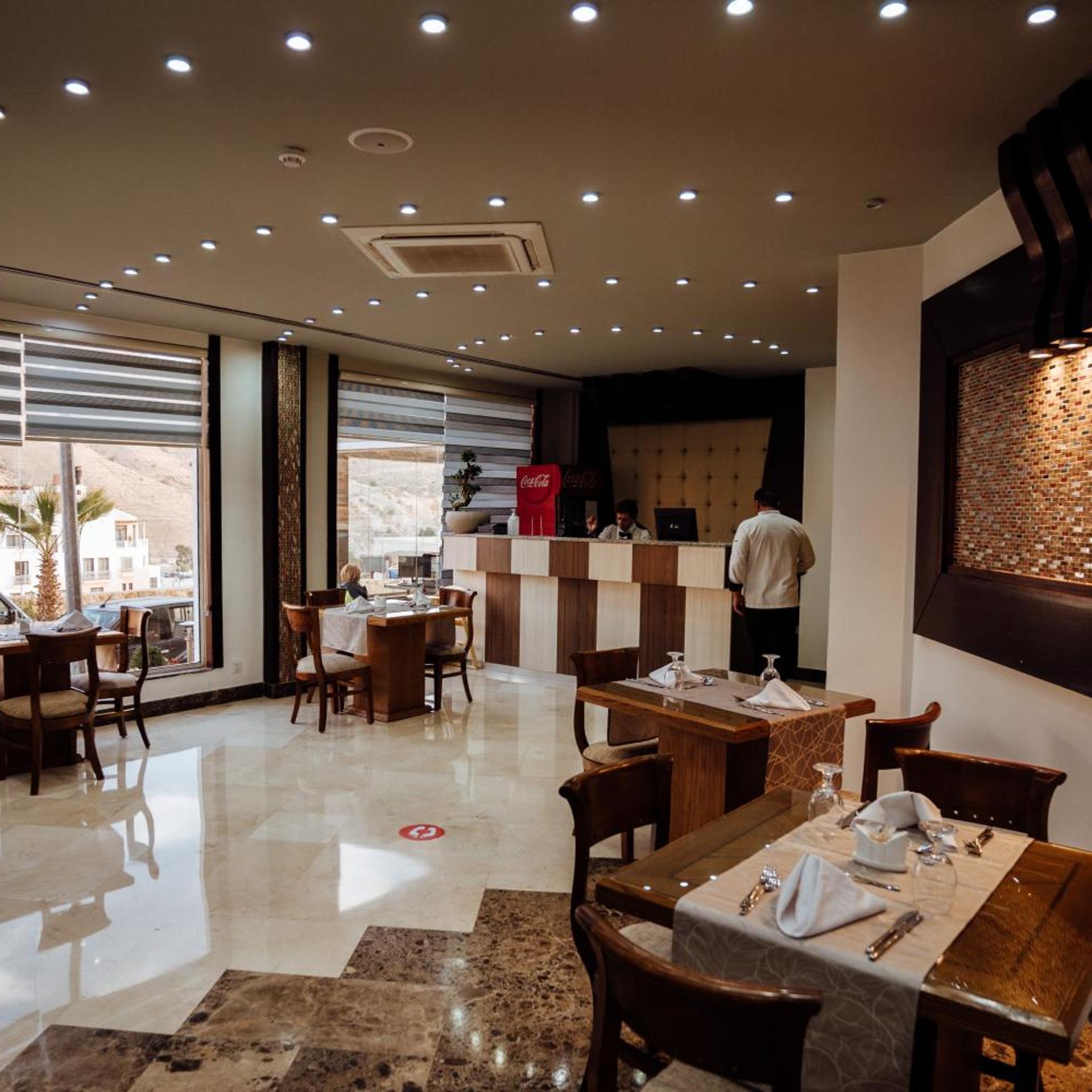 Petra Moon Hotel 48/58