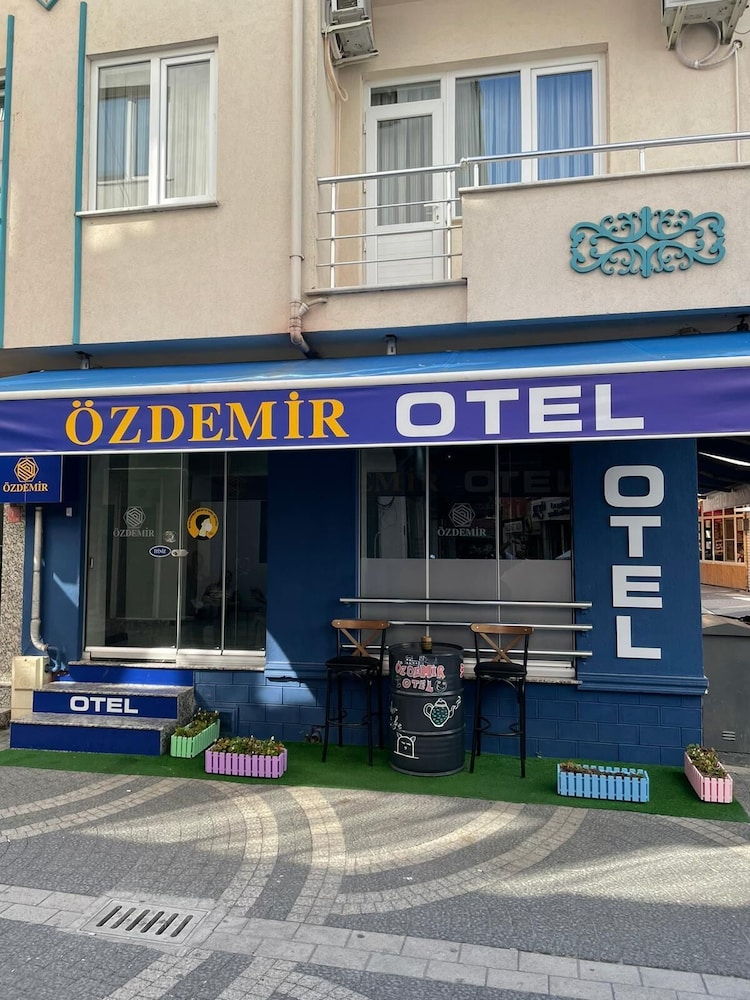 Özdemir Otel 2/20