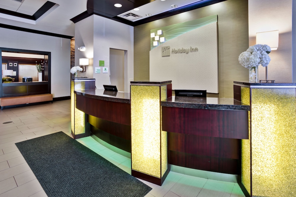 Holiday Inn & Suites Chicago Northwest - Elgin 7/62
