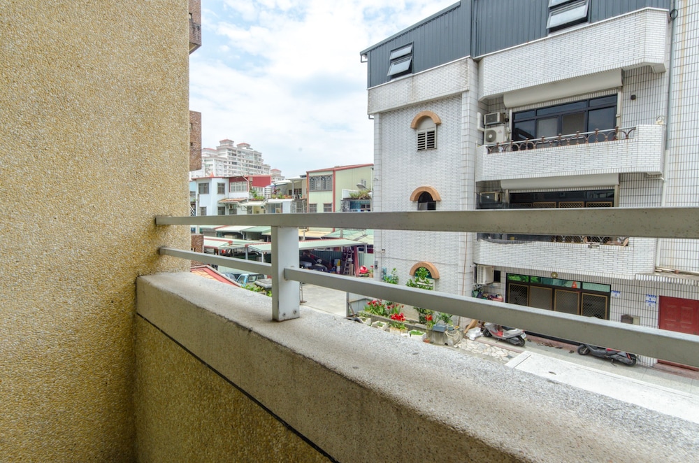 Encounter Hostel 43/47