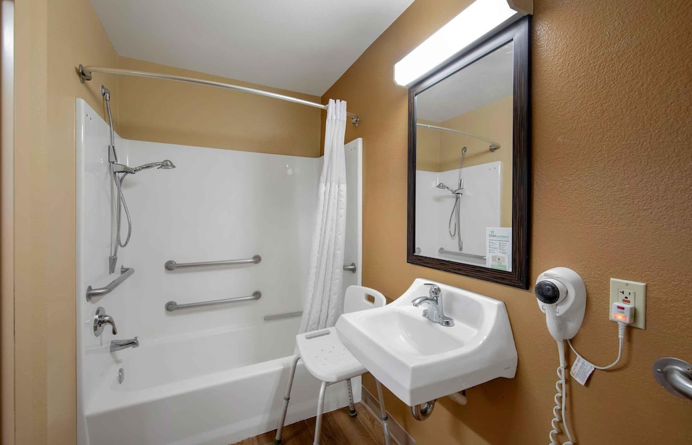 Extended Stay America Los Angeles - Burbank Airport 56/57