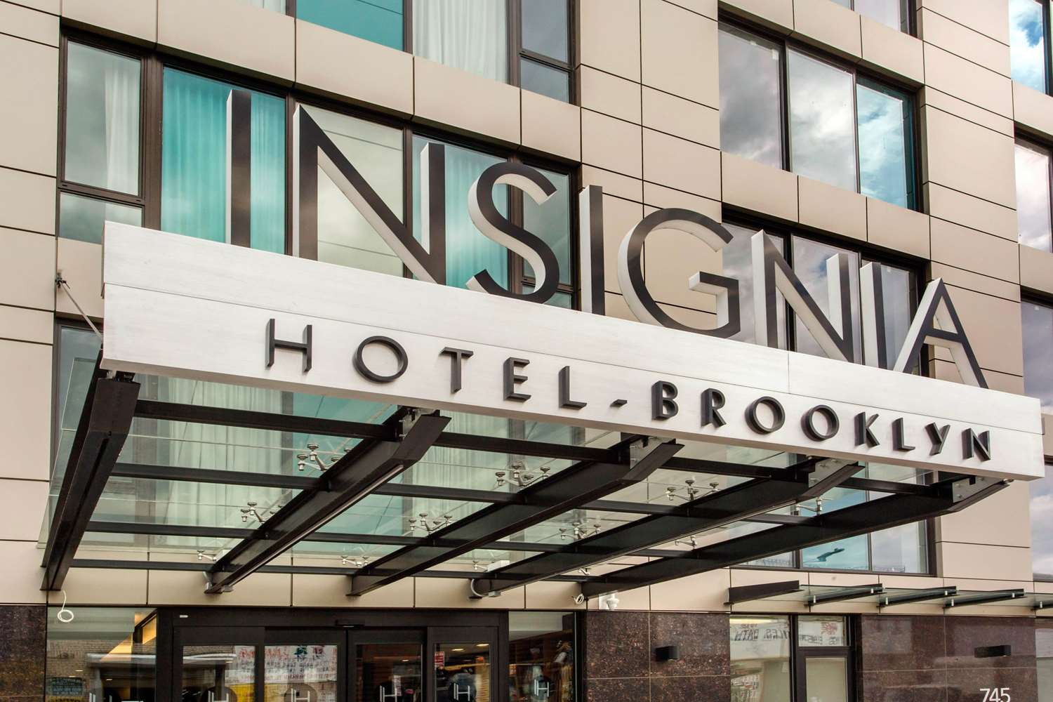 Insignia Hotel An Ascend Hotel Collection Member 1/29