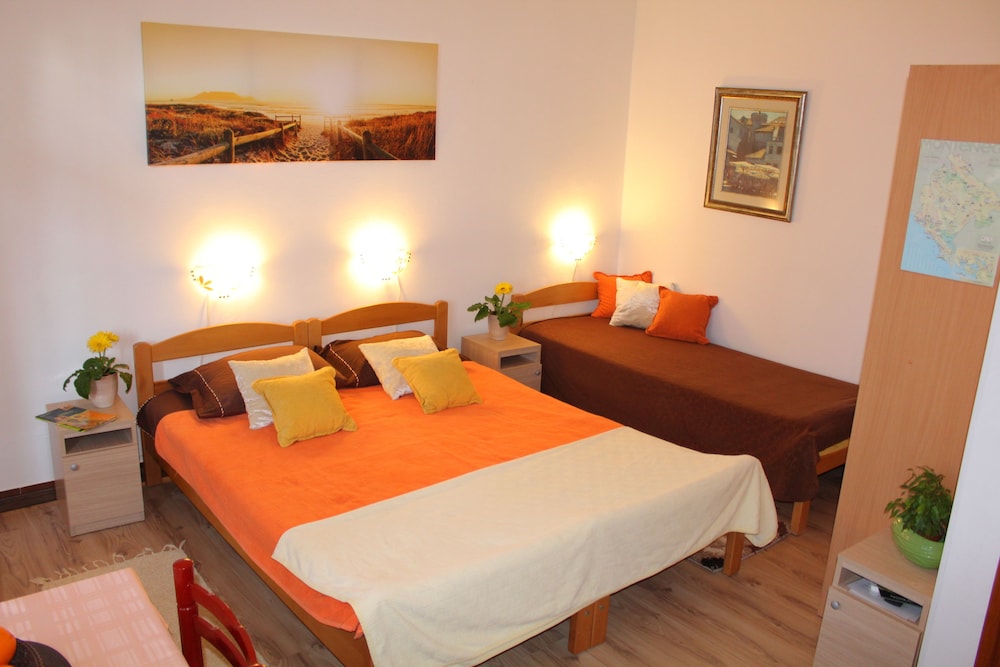 CLASSIC, STUDIO, MULTIPLE BEDS, SEA VIEW