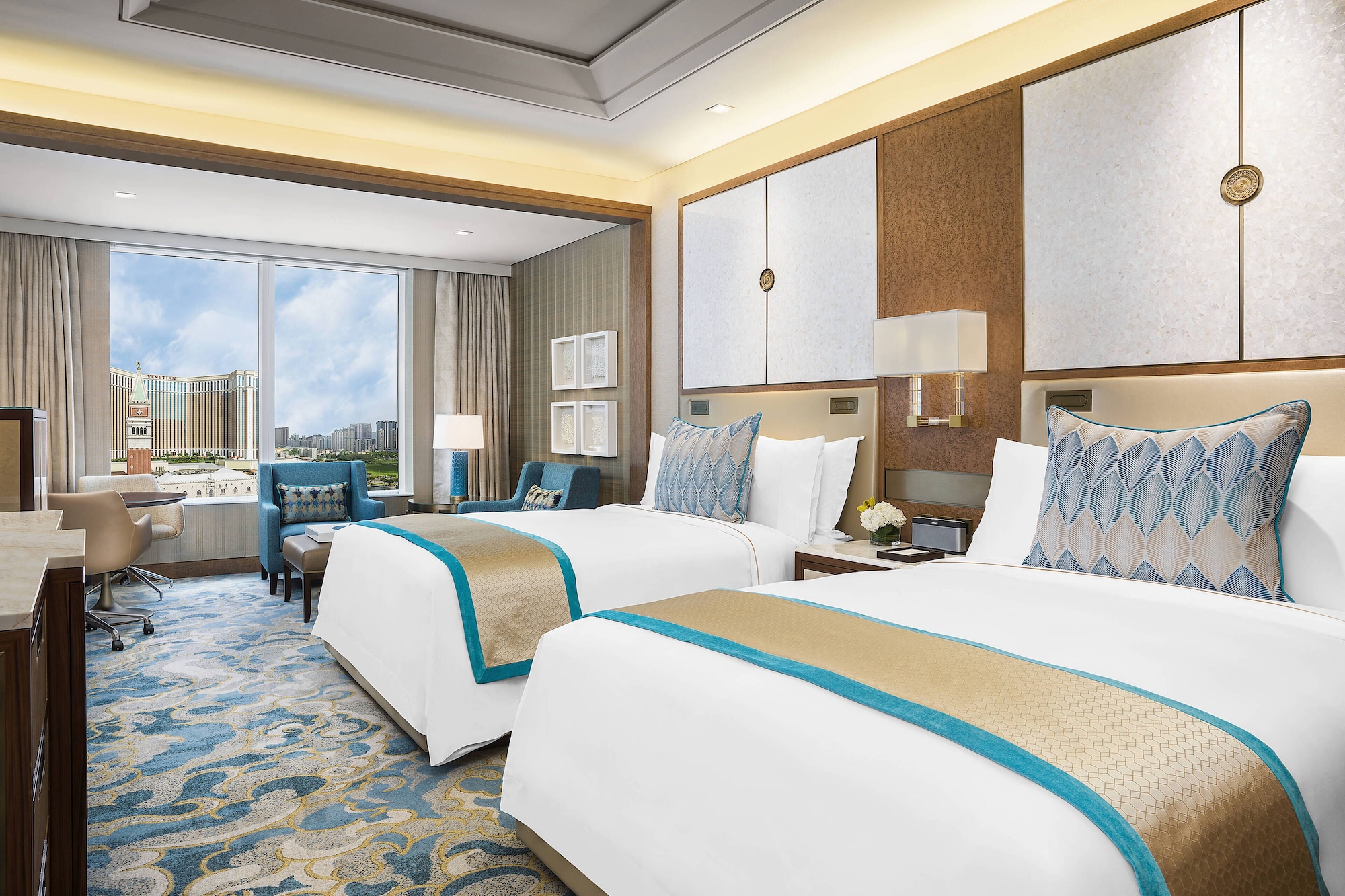 Guest Room, 2 Queen Beds, Strip View