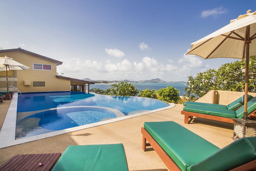Boujis Boutique Resort 47/50