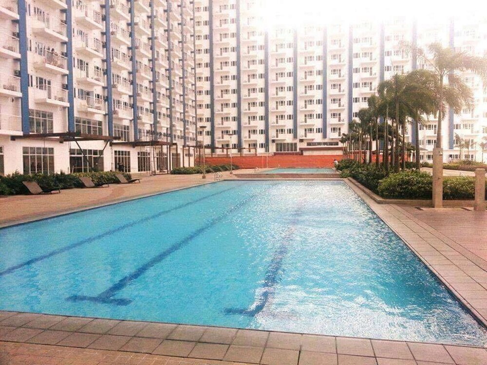 Cool Place Light Residences 12/19