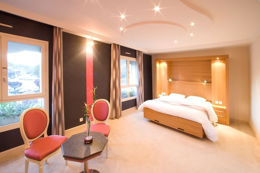Logis Hotel Restaurant Le Fruitier 18/35