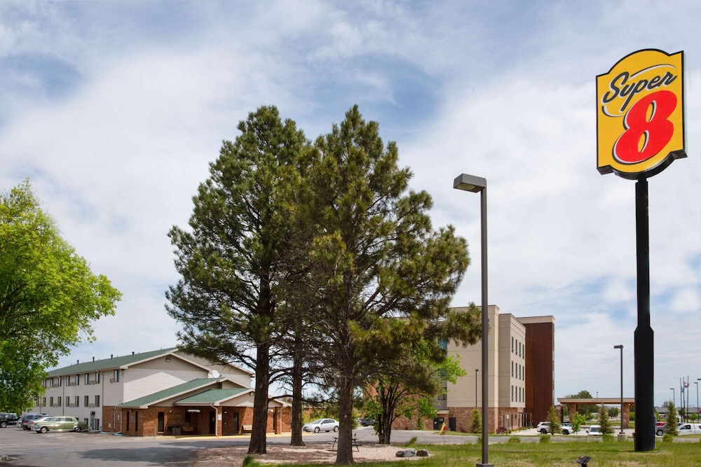 Super 8 By Wyndham Cheyenne Wy 3/32