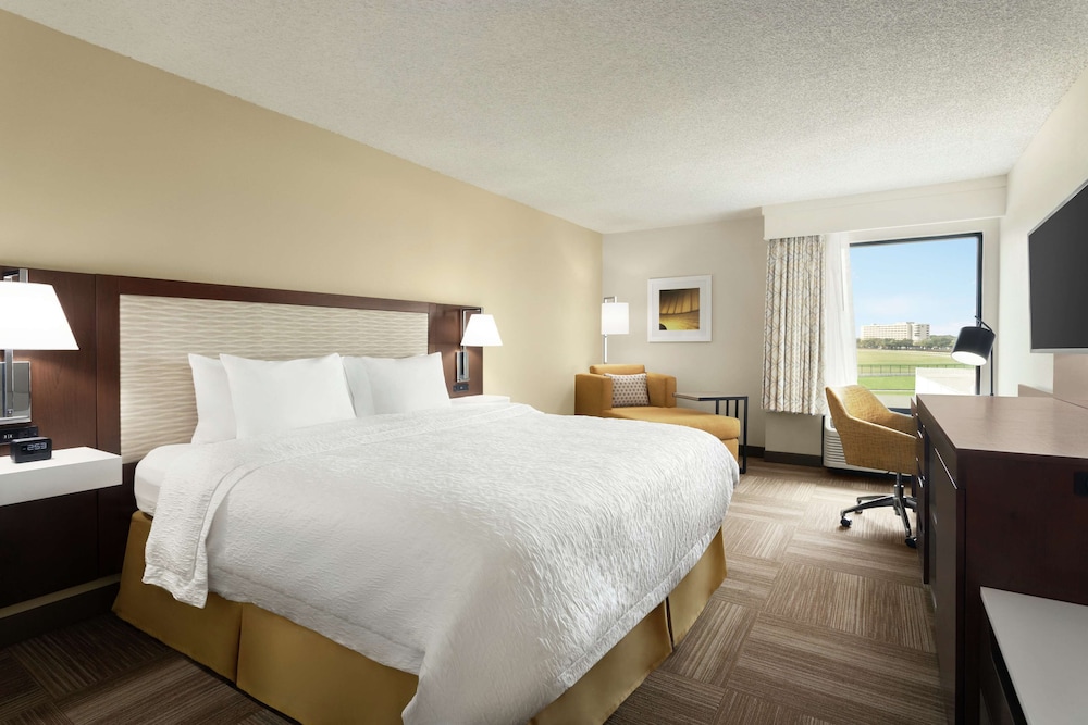 Hampton Inn Houston Hobby Airport 14/51