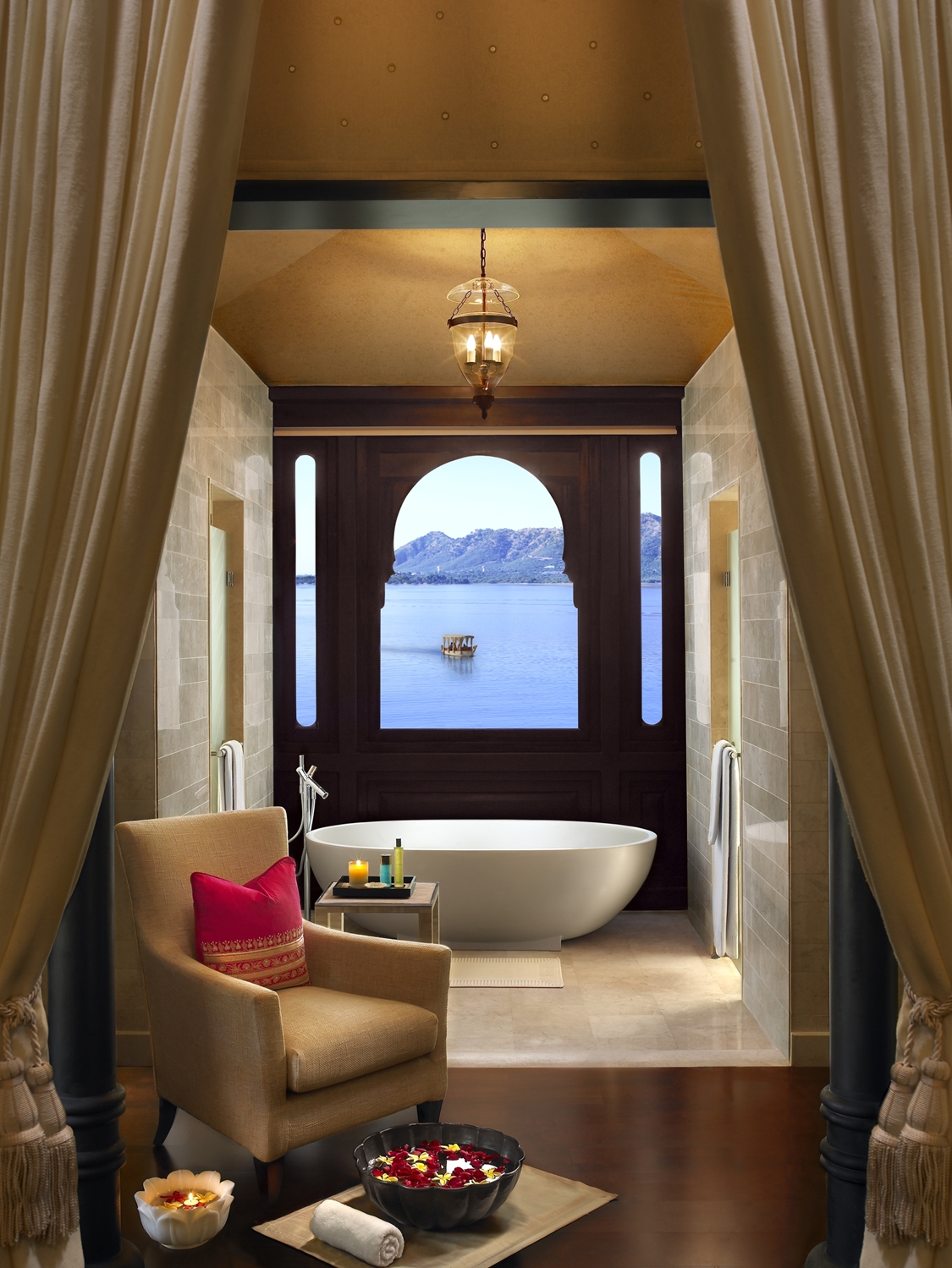 The Leela Palace Udaipur 10/81