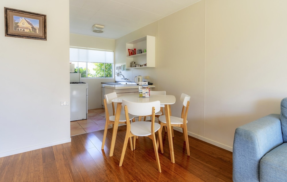 Aloha Apartments 43/61