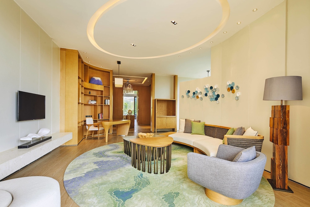 THE WESTIN SHIMEI BAY RESORT 32/70