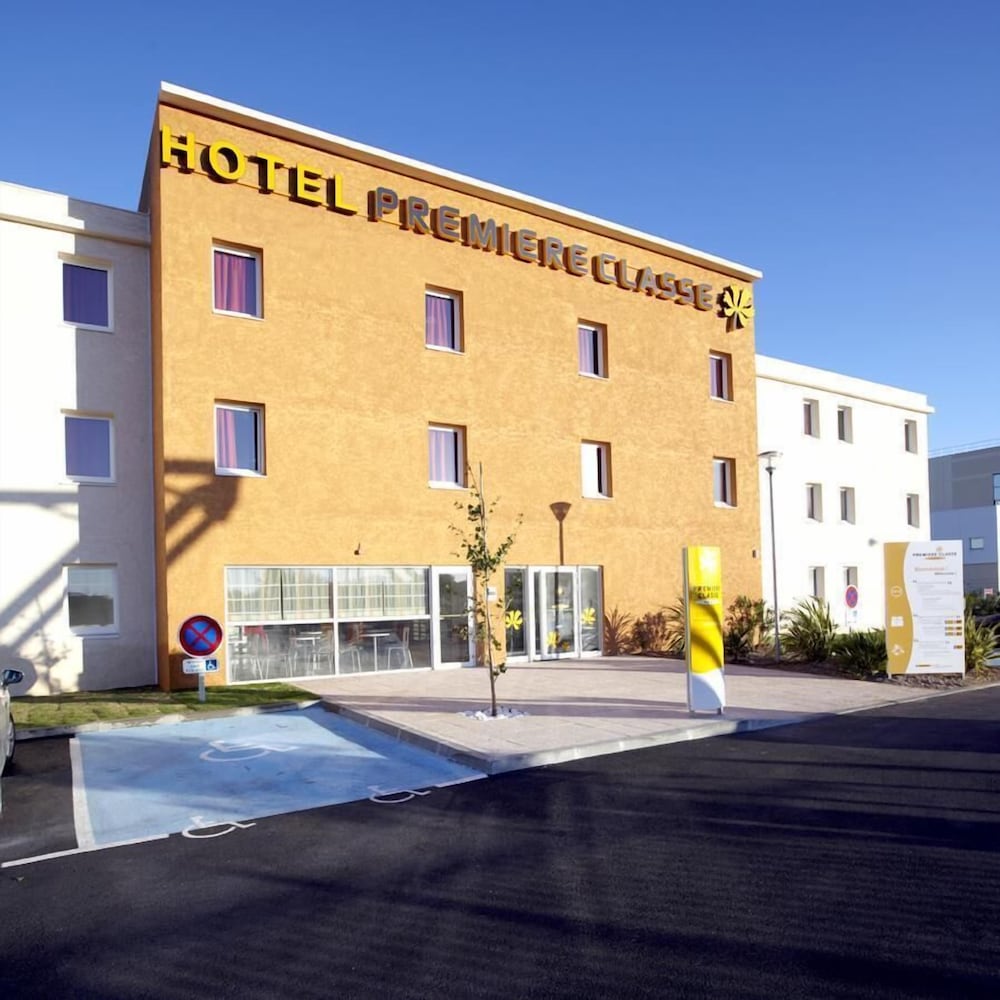 PREMIERE CLASSE ISTRES 40/41