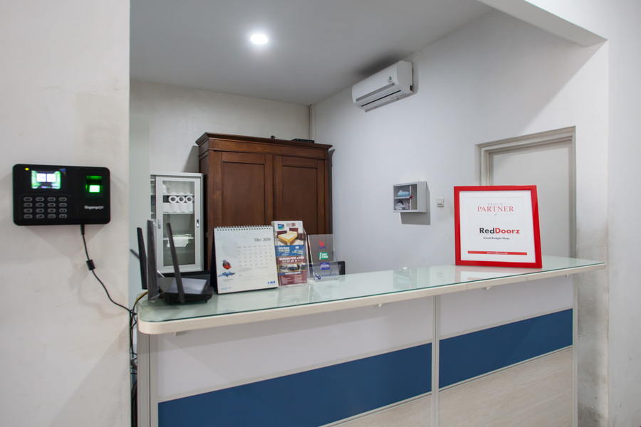 RedDoorz near Taman Krida Budaya Malang 5/32