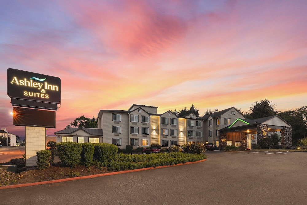 The Ashley Inn Suites in LINCOLN CITY - OR