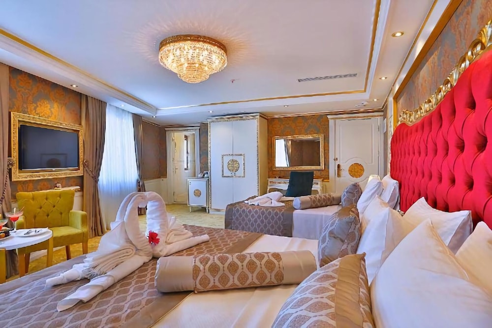 HOTEL EMIRHAN PALACE 43/67