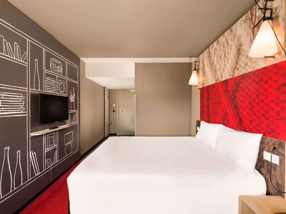 Ibis Budapest Castle Hill 15/77