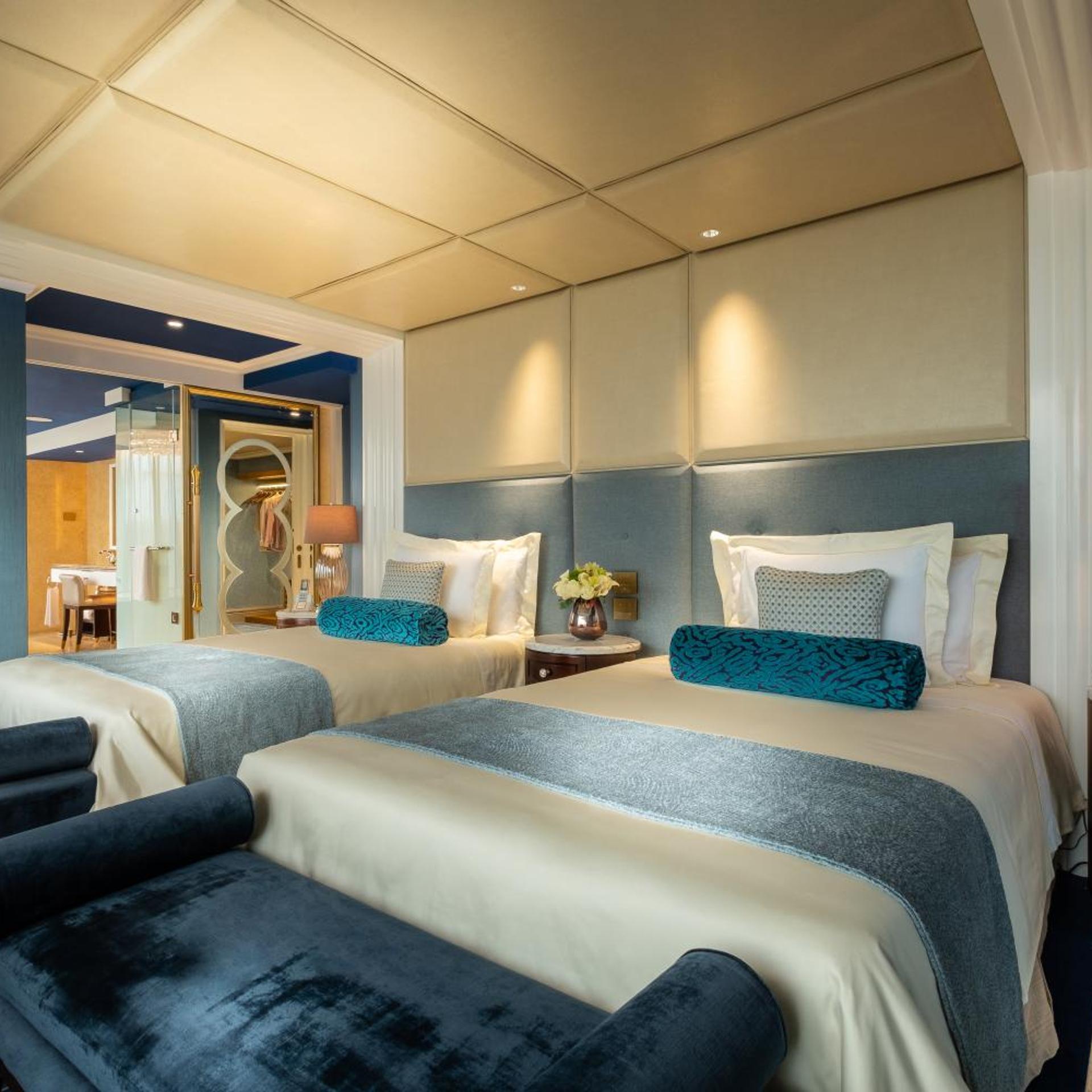 Bay Suite, Executive Lounge Access