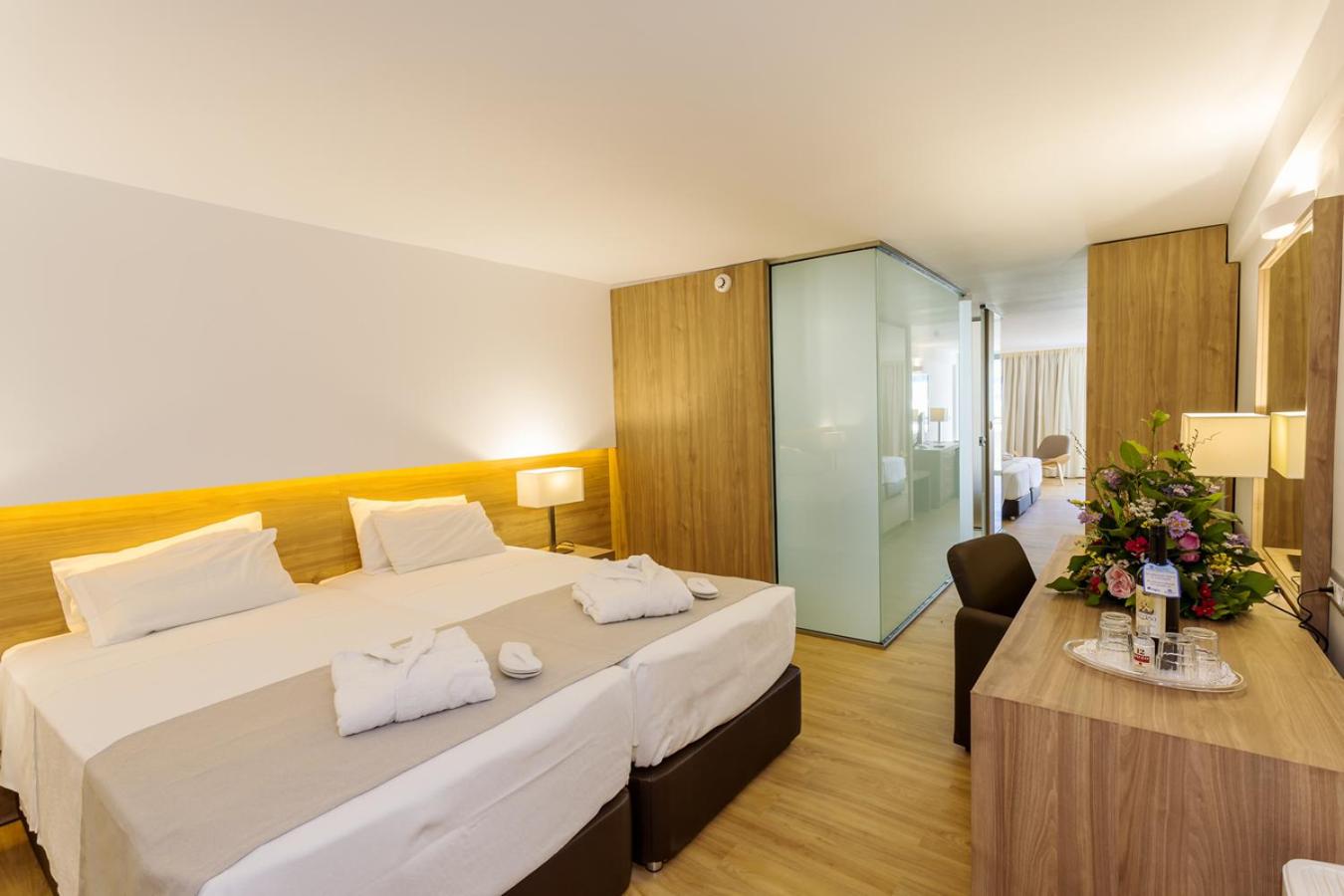 CALYPSO PALACE HOTEL 16/54