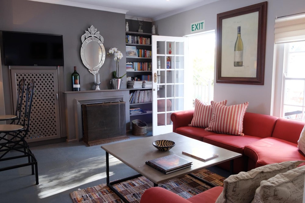 White Lodge Constantia Guest House 35/59