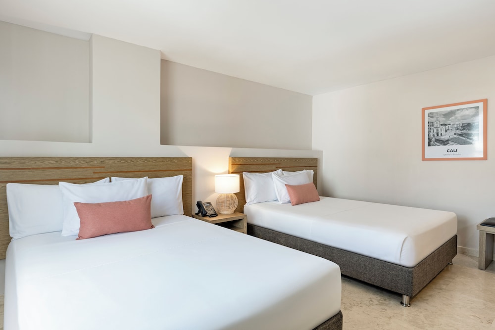 SUPERIOR, 2 DOUBLE BEDS