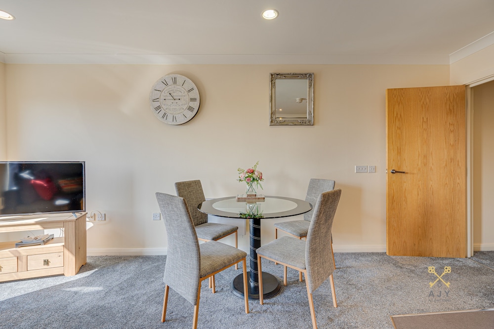 Mica Point City Centre Apartment 36/50