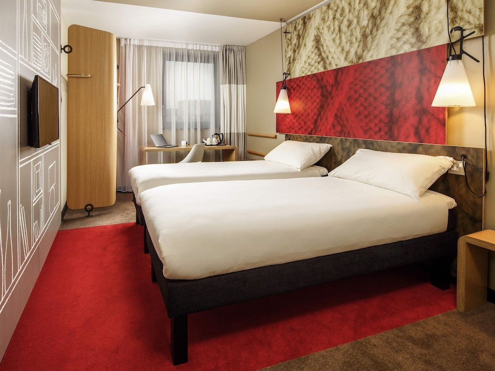 ibis London Docklands Canary Wharf 23/59