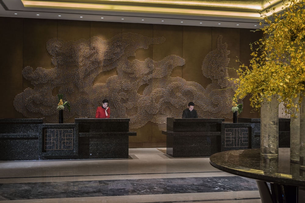 HUALUXE YANGJIANG CITY CENTER 9/79
