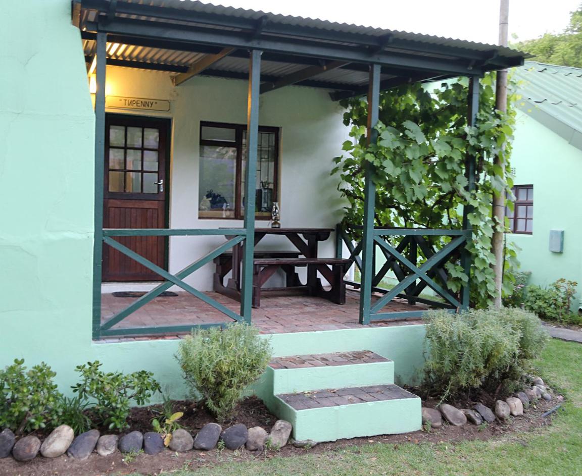 Rainbow Glen Accommodation 2/50