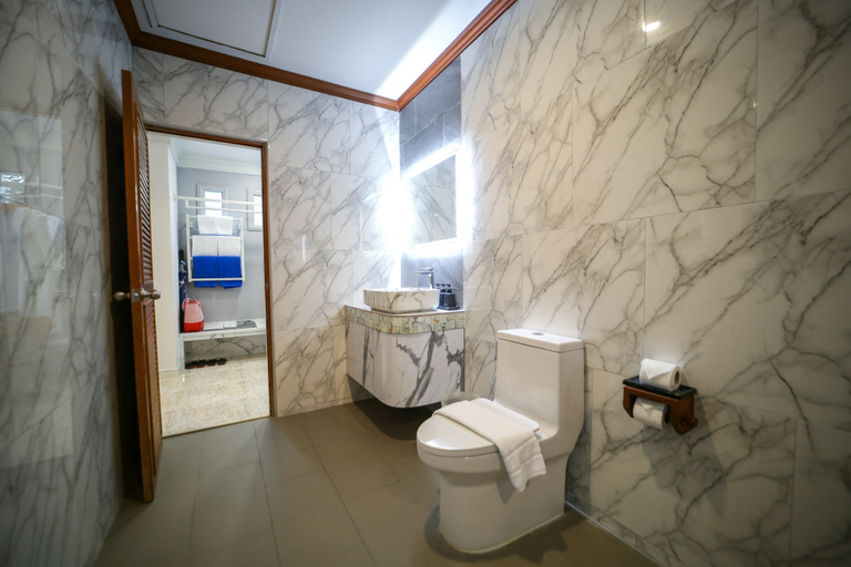 Junior Suite, Cottage, Hot Tub, Sunset Wing، Sand Sea Resort Railay Beach 3/4